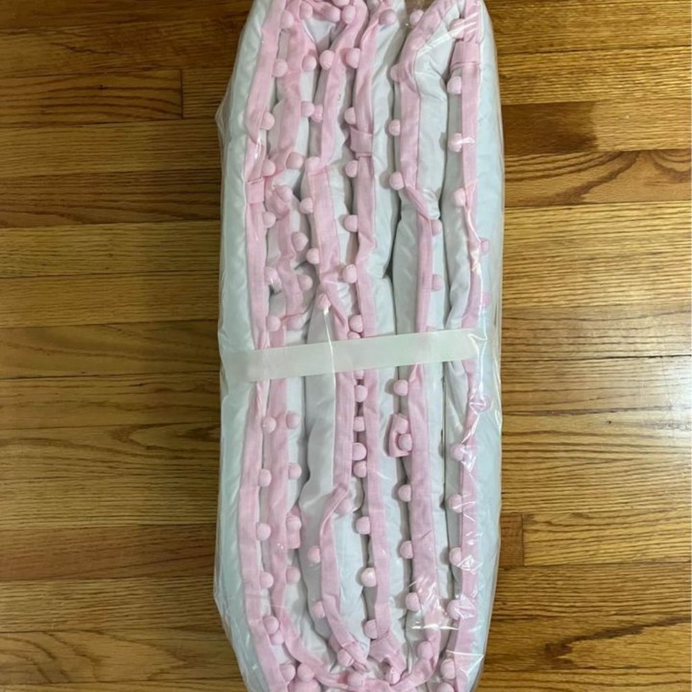 Pottery Barn Baby ORGANIC POM POM BUMPER One Size New Sealed White Pink $149